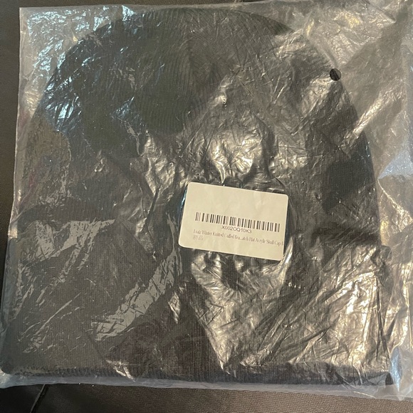 Lvaiz Beanie - Picture 6 of 7